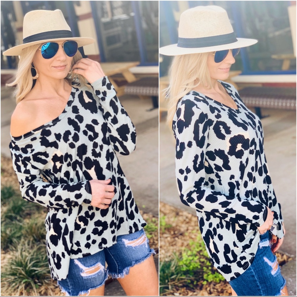 ✨✨LAST ONE✨SPRING FLING LEOPARD PRINT TOP - Picture 5 of 8